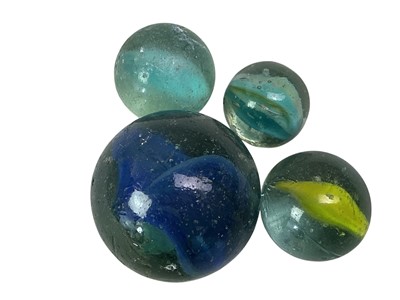 Lot 625 - GROUP OF MARBLES