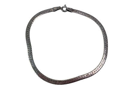 Lot 652 - COLLECTION OF COSTUME JEWELLERY