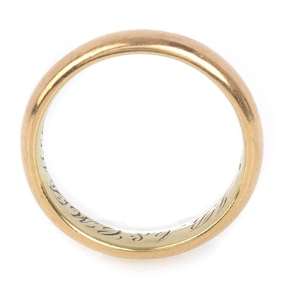 Lot 640 - EIGHTEEN CARAT GOLD WEDDING BAND