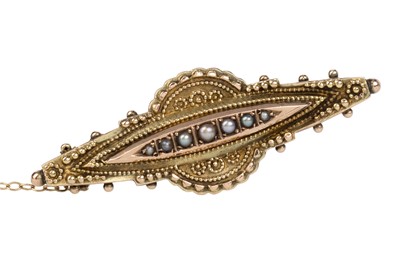 Lot 576 - VICTORIAN MOURNING BROOCH