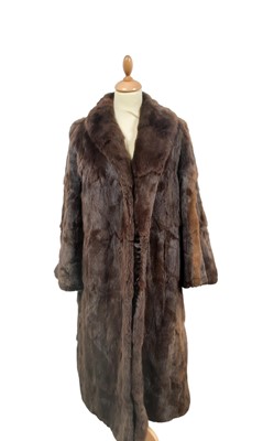 Lot 706 - KARTER DARK BROWN FUR COAT