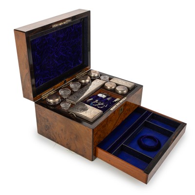 Lot 1367 - VICTORIAN WALNUT TRAVEL VANITY SET