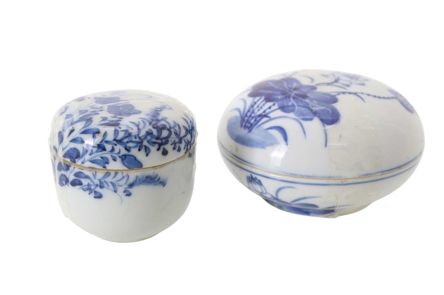 Lot 809 - TWO JAPANESE LIDDED JARS AND TWO BOWLS