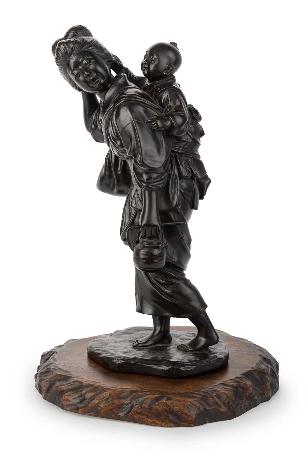 Lot 817 - JAPANESE BRONZE FIGURE OF A GEISHA