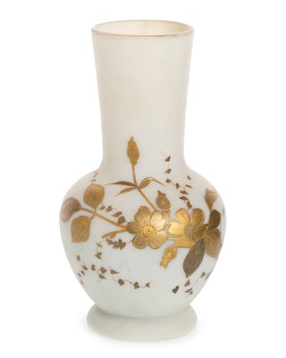 Lot 1501 - VICTORIAN SATIN GLASS VASE