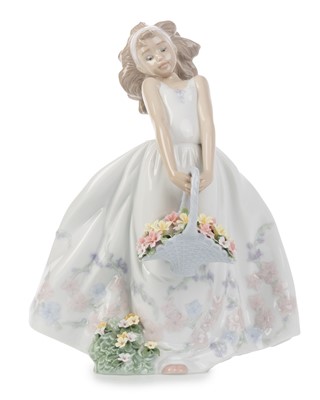 Lot 1331 - LLADRO FIGURE OF WILD FLOWERS