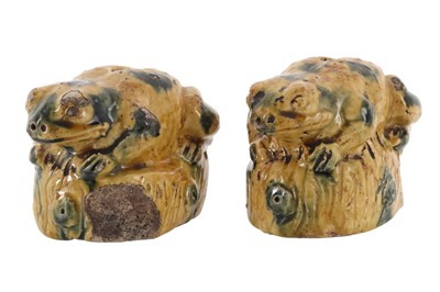 Lot 797A - PAIR OF CHINESE SANCAI GLAZED JOSS STICK HOLDERS/WATER DROPPERS