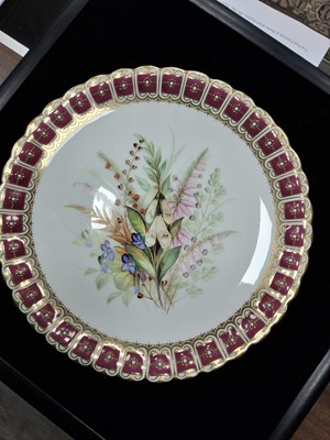 Lot 1338 - SET OF EIGHT ROYAL WORCESTER PLATES