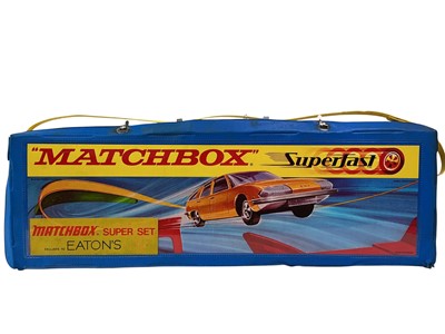 Lot 321 - COLLECTION OF DIECAST VEHICLES