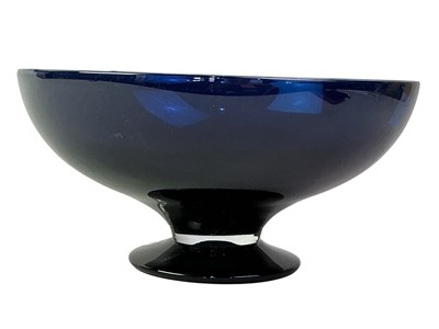 Lot 330 - ORREFORS GLASS BOWL