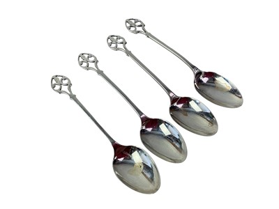 Lot 369 - SET OF EIGHT GEORGE V SILVER TEASPOONS