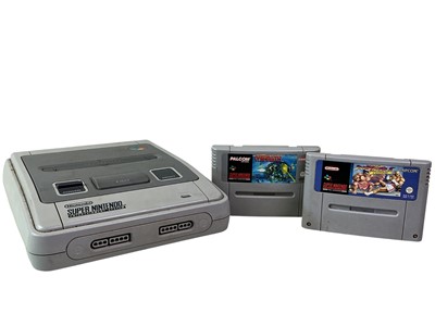 Lot 382 - VINTAGE SUPER NINTENDO CONSOLE