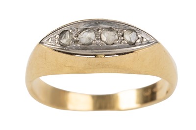 Lot 684 - DIAMOND DRESS RING