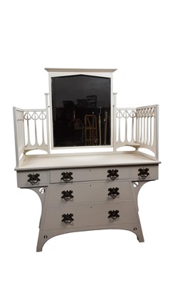 Lot ARTS AND CRAFTS LIBERTY STYLE DRESSER