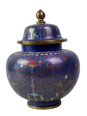 Lot 439 - CHINESE CLOISONNÉ LIDDED VASE