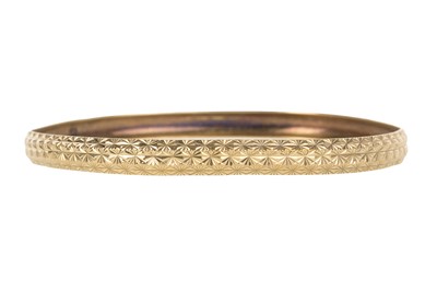 Lot 720 - GOLD BANGLE