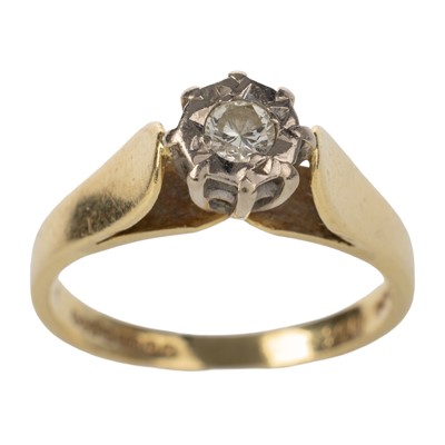 Lot 744 - DIAMOND SOLITAIRE RING