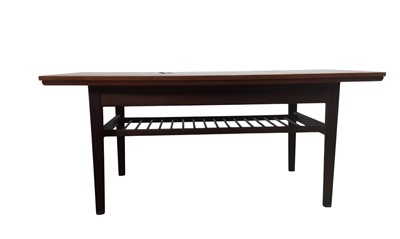 Lot 1563 - TEAK EXTENDING COFFEE TABLE