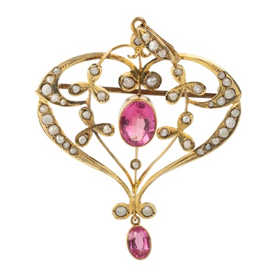 Lot 781 - ART NOUVEAU GOLD HOLBEIN