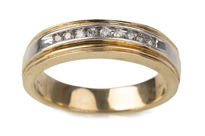 Lot 696 - DIAMOND BAND