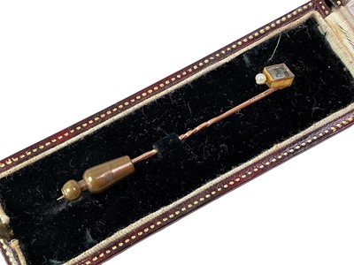 Lot 4 - GOLD WEDDING RING