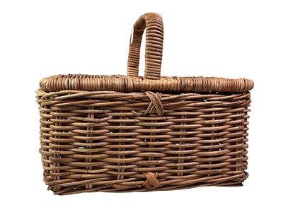 Lot 598 - WICKER PICNIC BASKET