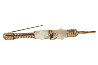 Lot 737 - ORNATE PROPELLING PENCIL