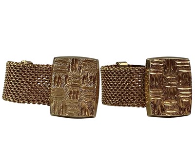 Lot 627 - GROUP OF COSTUME JEWELLERY