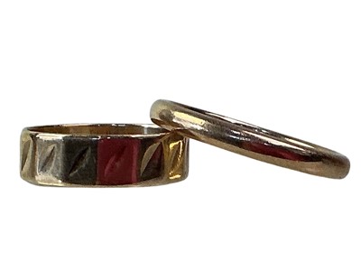 Lot 661 - TWO GOLD WEDDING RINGS