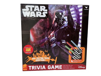 Lot 56 - GROUP OF STAR WARS GAMES AND ITEMS