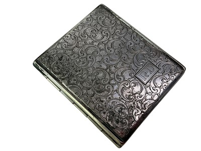 Lot 50 - WHITE METAL CIGARETTE CASE