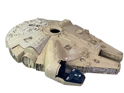 Lot 59 - GROUP OF STAR WARS TOYS