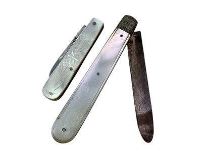 Lot 10 - SEVEN MOTHER OF PEARL POCKET KNIVES