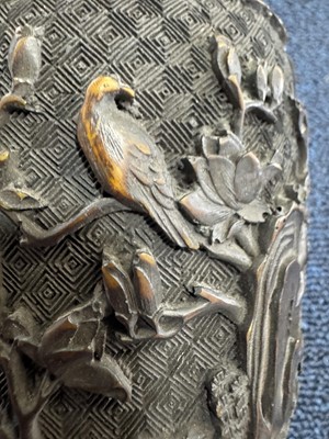 Lot 782 - CHINESE CINNABAR LIDDED JAR