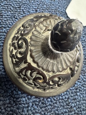 Lot 782 - CHINESE CINNABAR LIDDED JAR