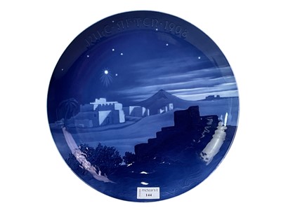 Lot 144 - BING & GRONDAHL CHRISTMAS PLATE
