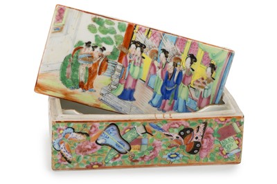 Lot 783 - TWO CHINESE CANTON PORCELAIN WARES