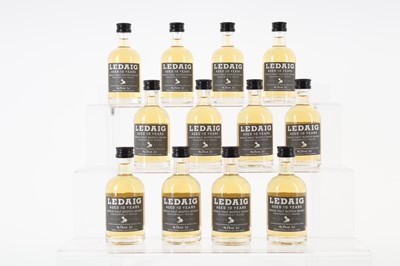 Lot 257 - PACK OF TWELVE LEDAIG 10 YEAR OLD MINIATURES