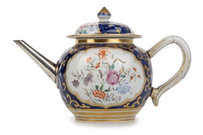 Lot 855 - CHINESE PORCELAIN TEAPOT