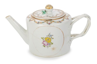 Lot 856 - CHINESE PORCELAIN TEAPOT