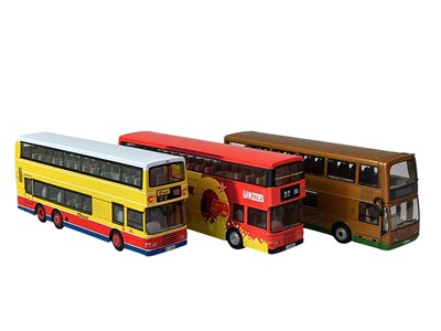 Lot 190 - GROUP OF DIECAST MODEL BUSES