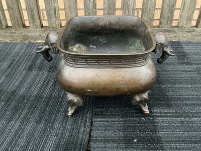 Lot 784 - CHINESE BRONZE CENSER