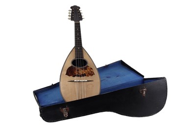 Lot 1004 - VINTAGE BOWL BACK MANDOLIN