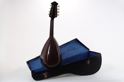 Lot 1004 - VINTAGE BOWL BACK MANDOLIN