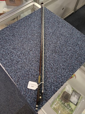 Lot 1007 - VIOLIN BOW