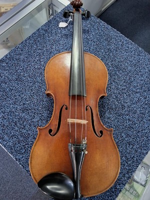 Lot 1010 - VIOLIN