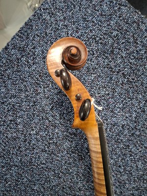 Lot 1013 - VIOLIN