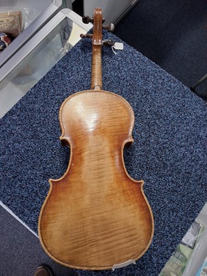 Lot 1013 - VIOLIN