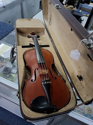 Lot 1015 - VIOLIN
