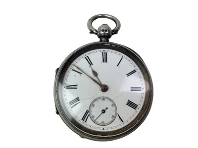 Lot 17 - SILVER POCKET WATCH